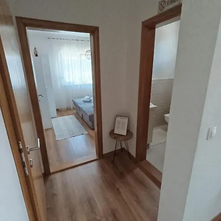 Luna Apartmani Mostar Buitenkant foto