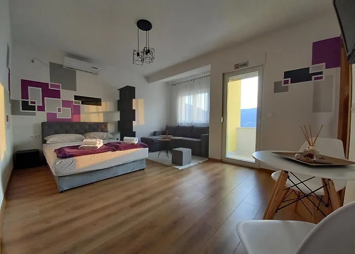Luna Apartmani